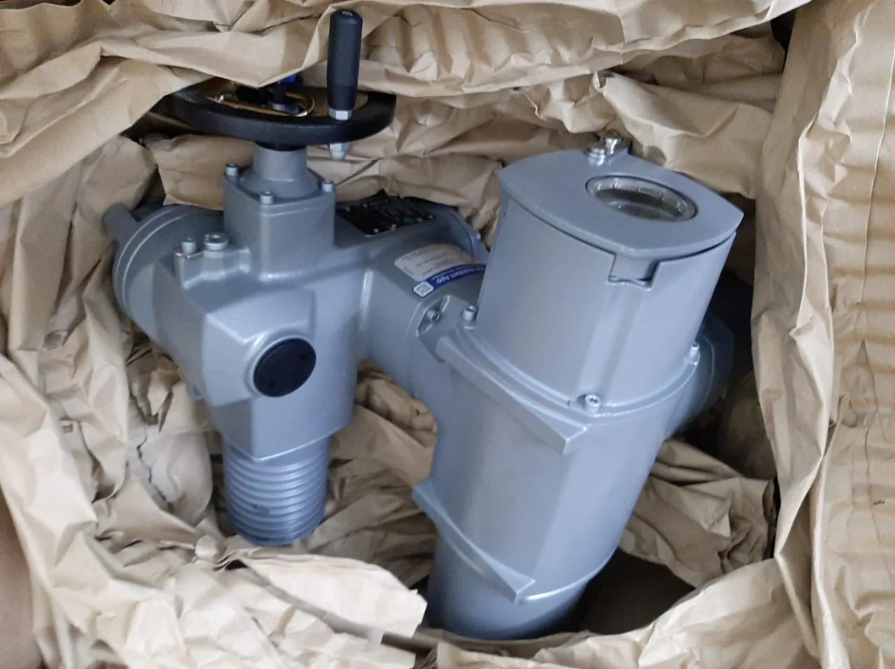 AUMA electric actuator gearbox side view 2 supplied goods evidence for valve actuation / flow control by Impro Solutions Bangladesh and Impro Solutions UK.