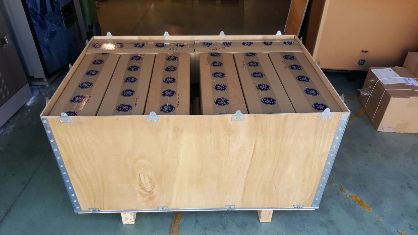 GE industrial solutions entelliguard accessories crated shipment open view supplied goods evidence for electrical switchgear / breaker spares by Impro Solutions Bangladesh and Impro Solutions UK.